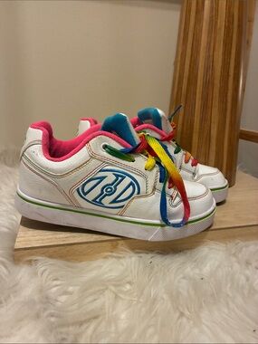 Heelys White Heelys Sneakers with Rainbow Laces and Pink Lining